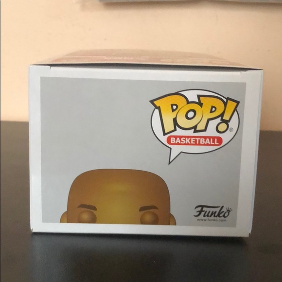 Bronze Michael Jordan Funko Pop - Picture 5 of 7